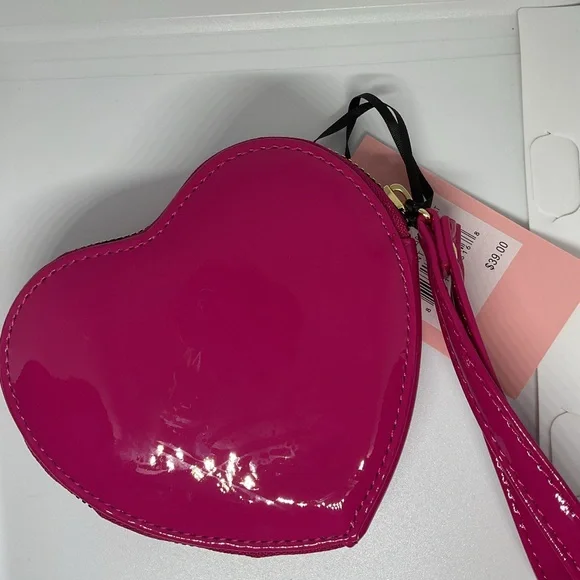 Juicy Couture Pink Heart Wristlet and Wallet Set - Picture 12 of 12